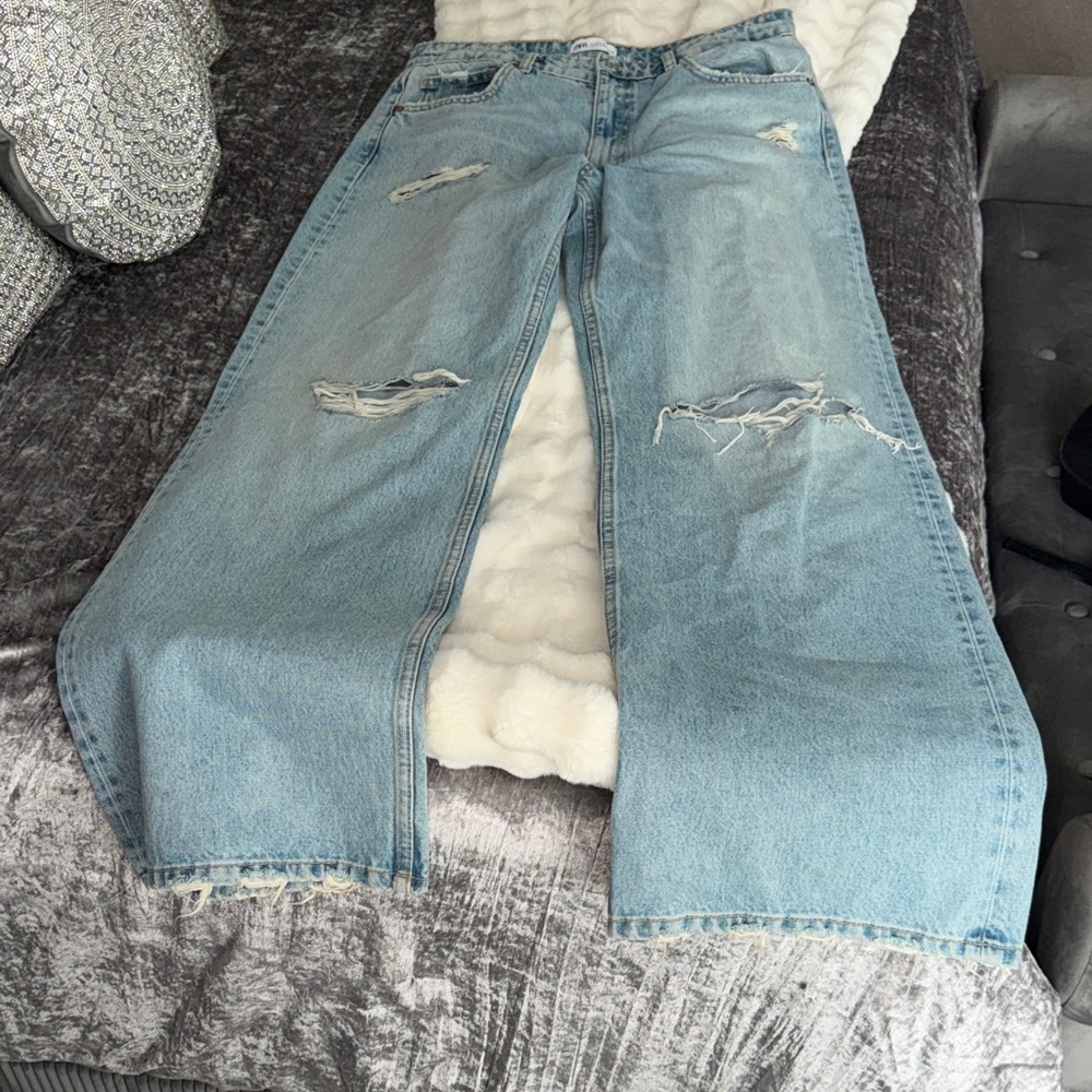 Zara Light Blue Ripped Straight-Leg Jeans - Picture 2 of 6